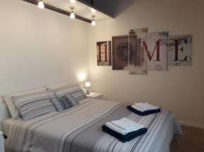  Casa Vacanze La Rovettina  Веролануова